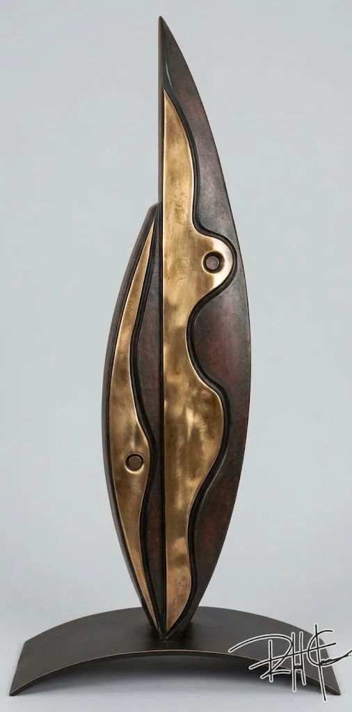 Obeliscos — Escultura. Bronze - base em granito preto absoluto. Roberto Claussen.
